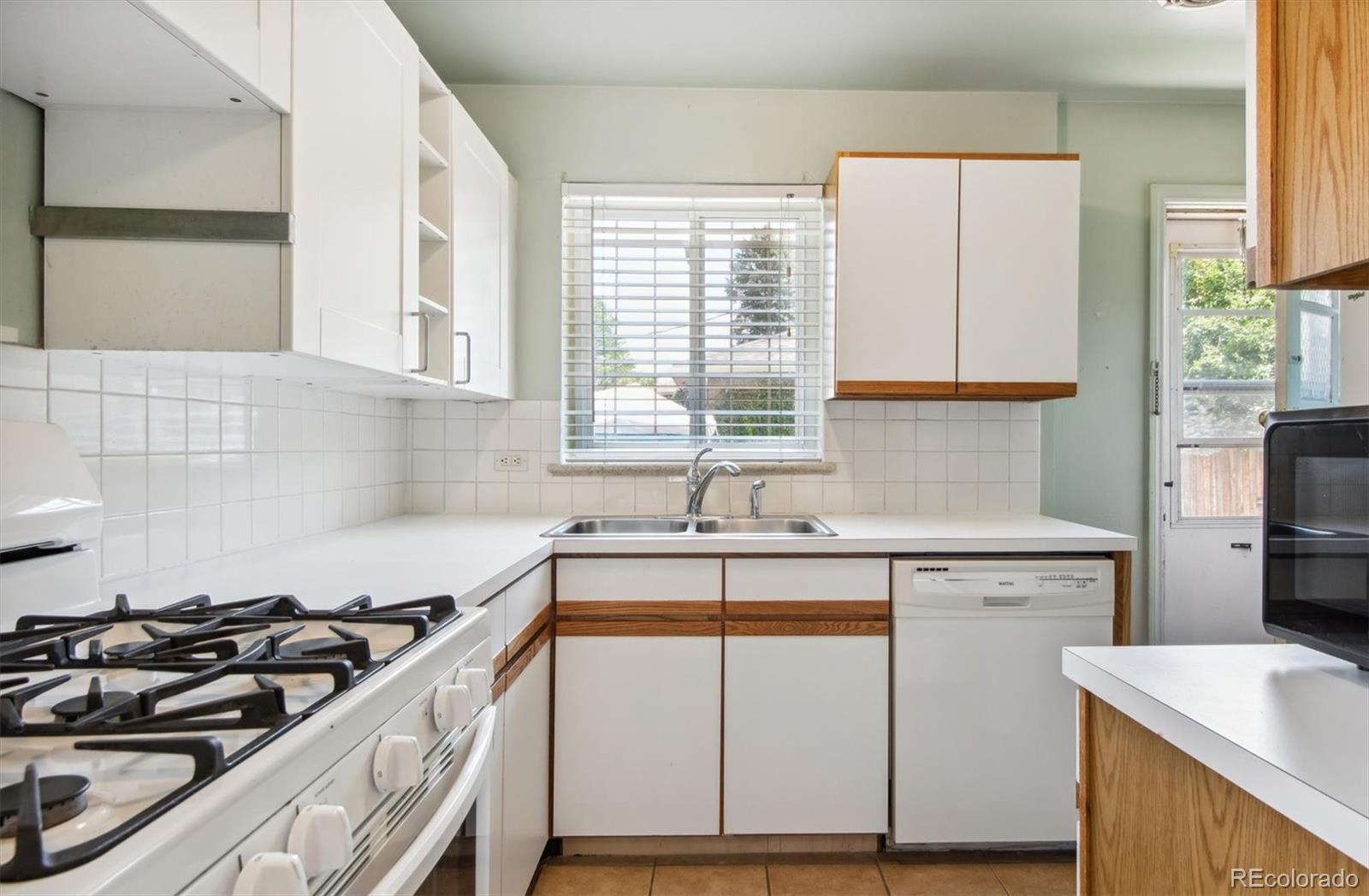 4805 E Severn Place Denver CO 80220
