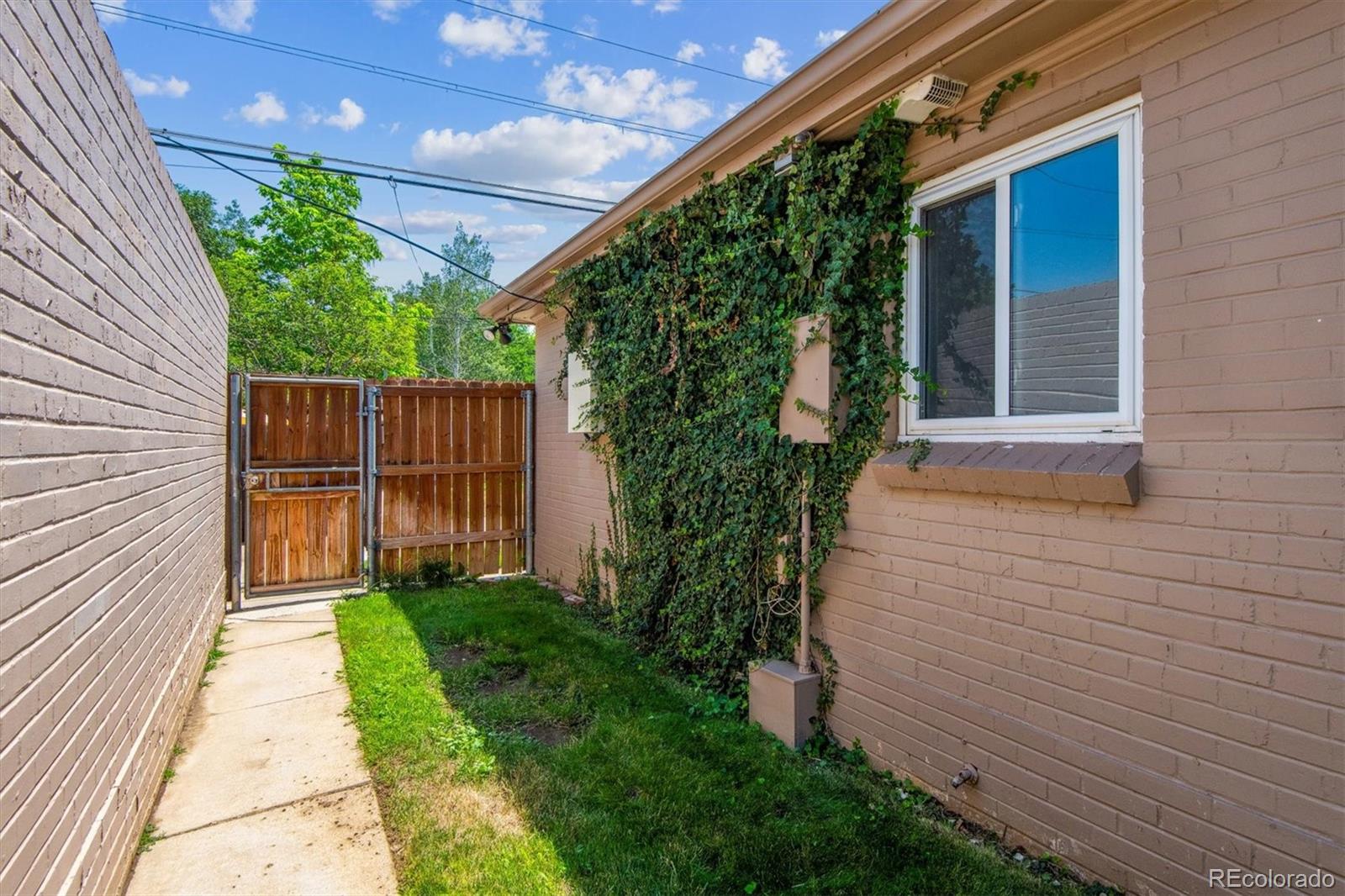 4805 E Severn Place Denver CO 80220