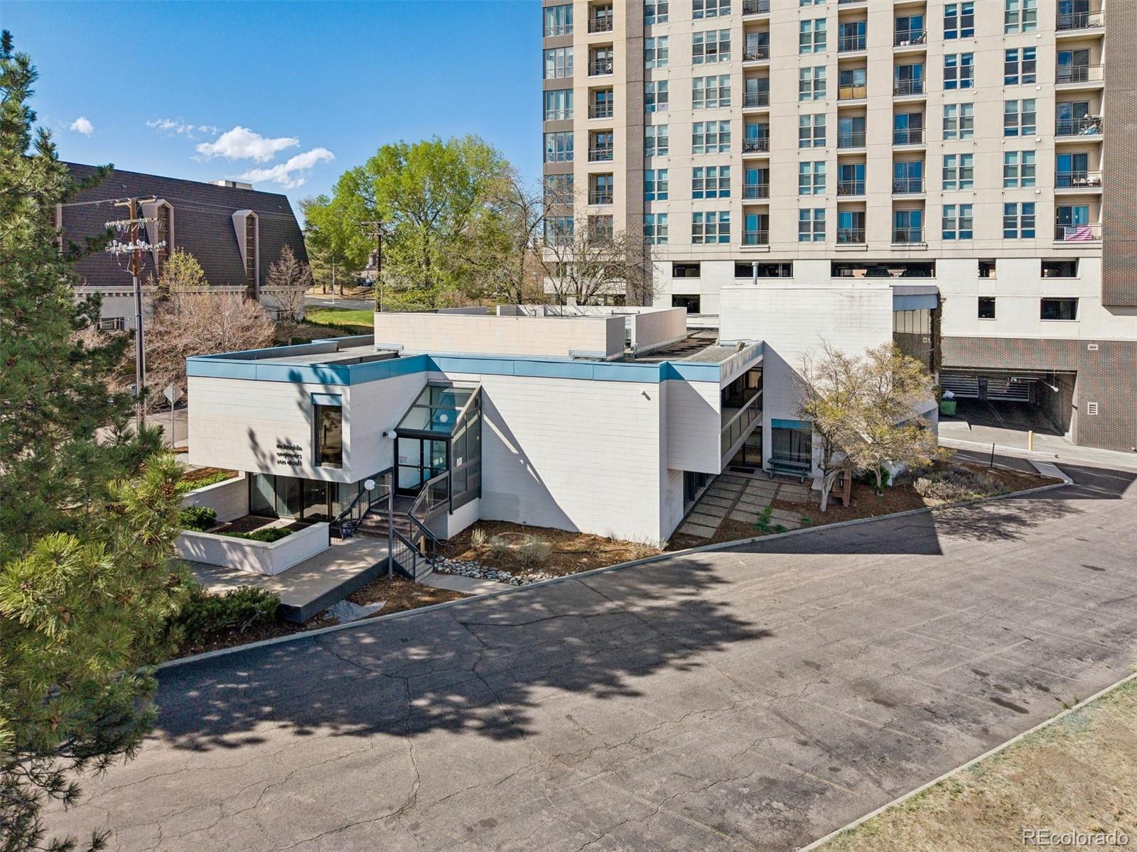 2420 Alcott Street Denver CO 80211