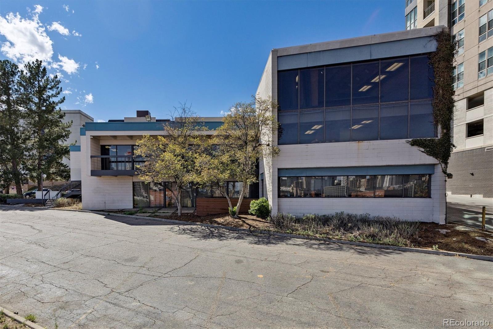 2420 Alcott Street Denver CO 80211