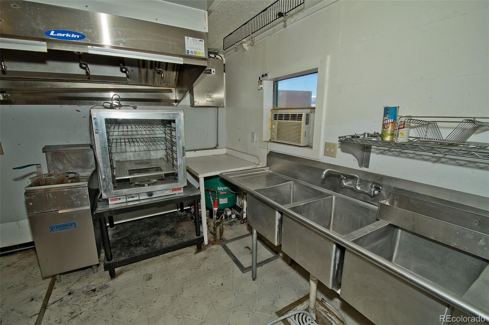 77 E 10th Street Moffat CO 81143