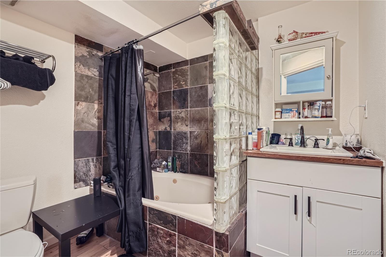 1853 W Mosier Place Denver CO 80223