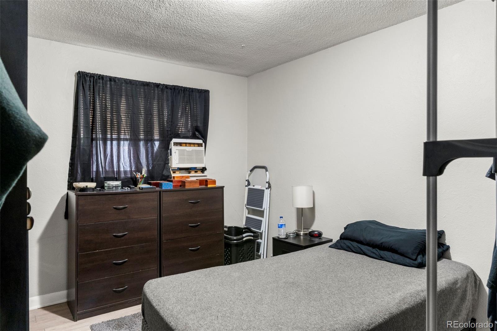 1129 Akron Street Aurora CO 80010