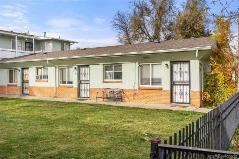 1129 Akron Street Aurora CO 80010