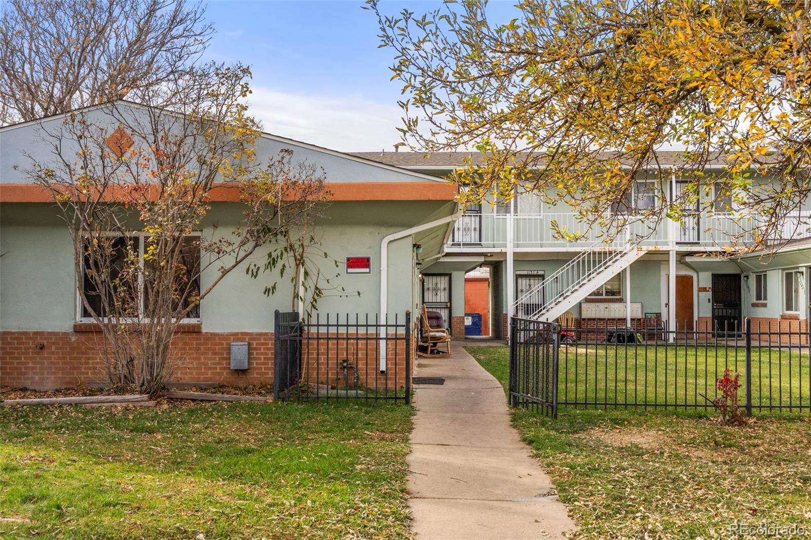 1129 Akron Street Aurora CO 80010