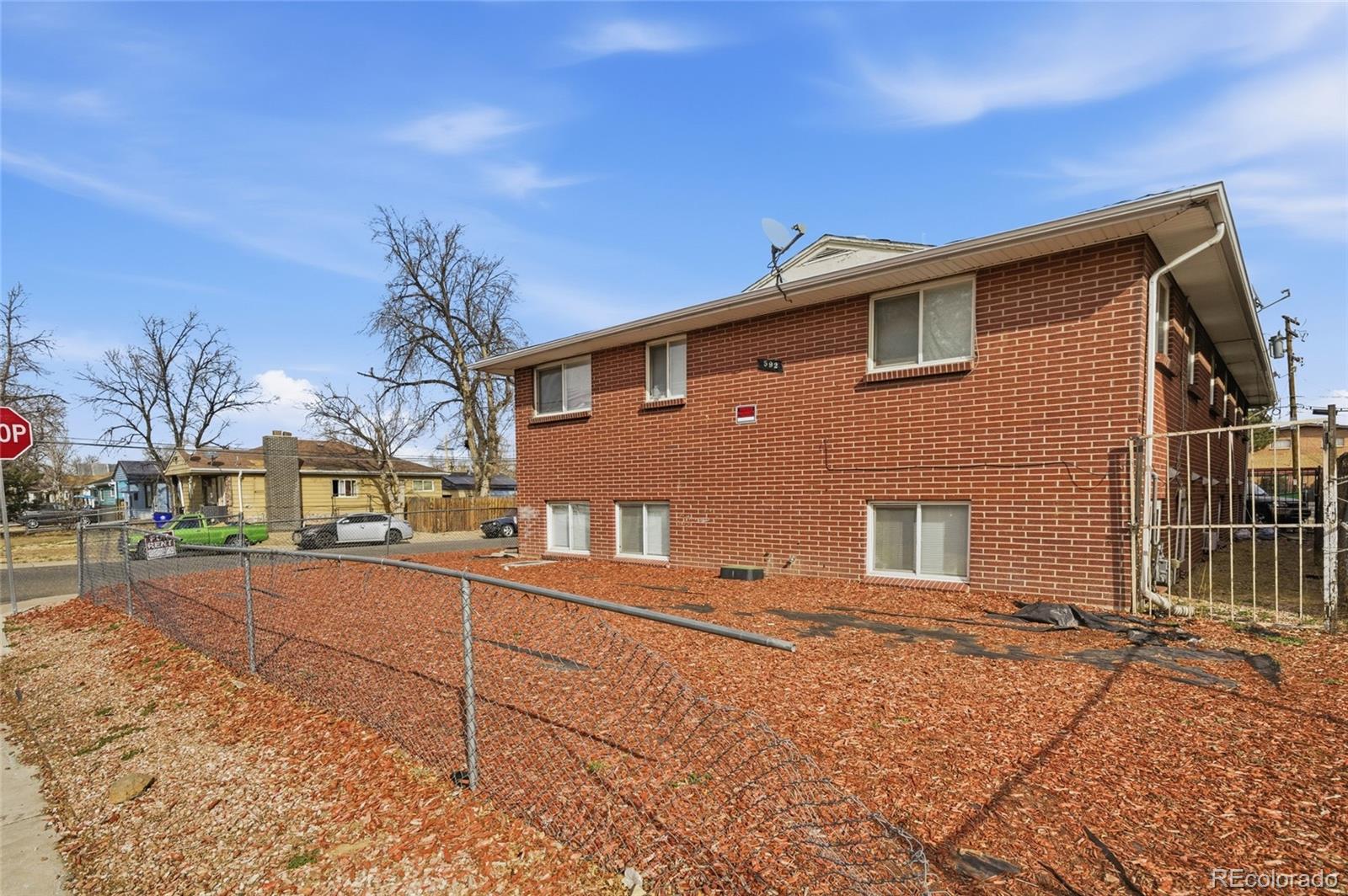 1592 Lansing Street Aurora CO 80010