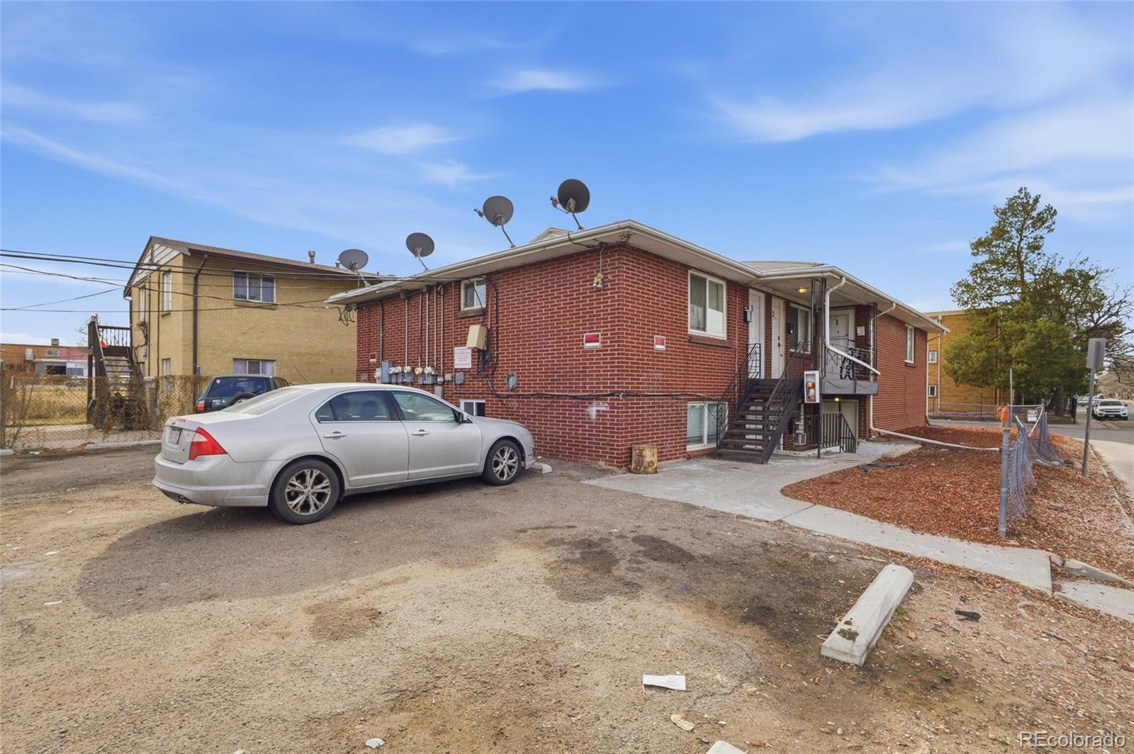 1592 Lansing Street Aurora CO 80010