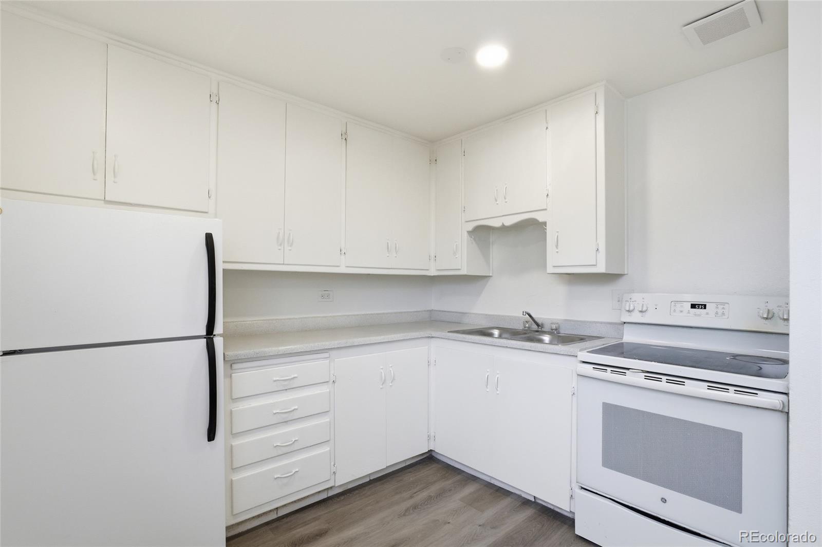 1592 Lansing Street Aurora CO 80010