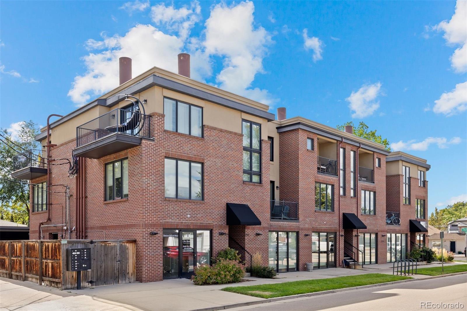 Denver CO, 2700 E Louisiana Avenue, Unit 103