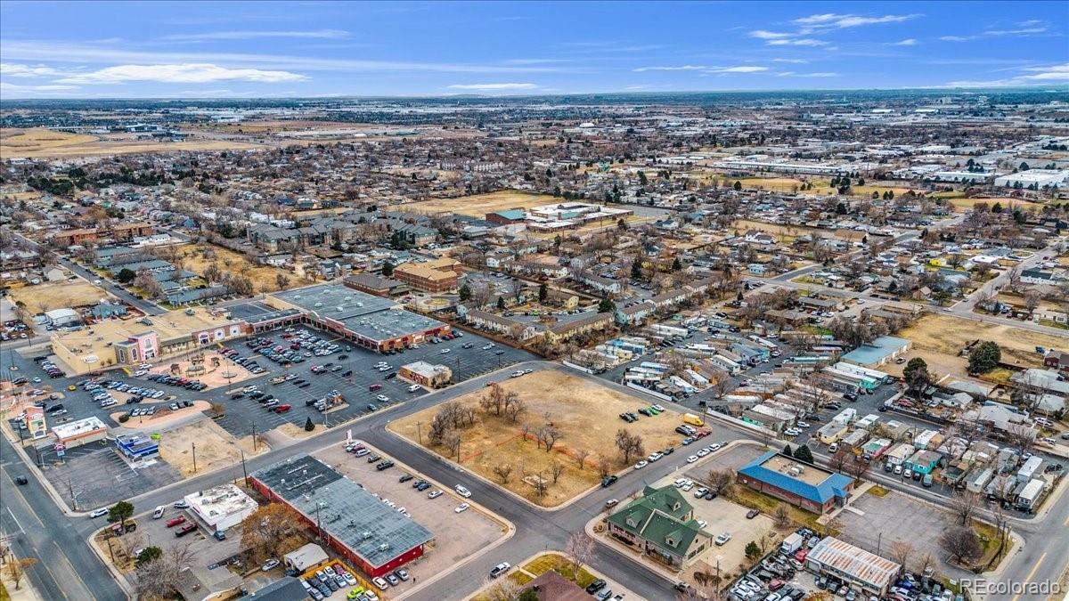6322 Ivanhoe Street Commerce City CO 80022