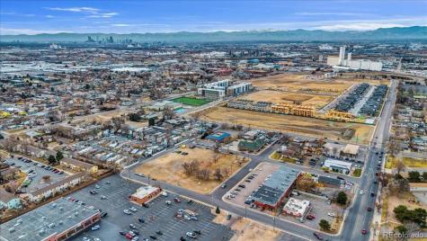 6322 Ivanhoe Street Commerce City CO 80022