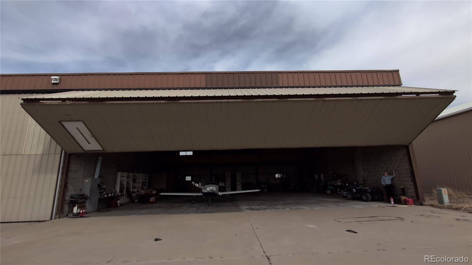 37451 Beechcraft Way Watkins CO 80137