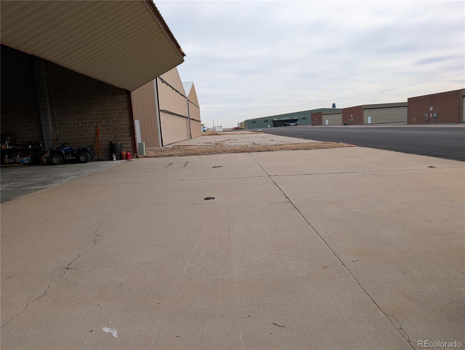 37451 Beechcraft Way Watkins CO 80137