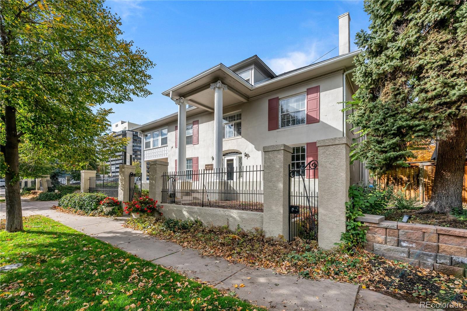 Denver CO, 851 N Clarkson Street