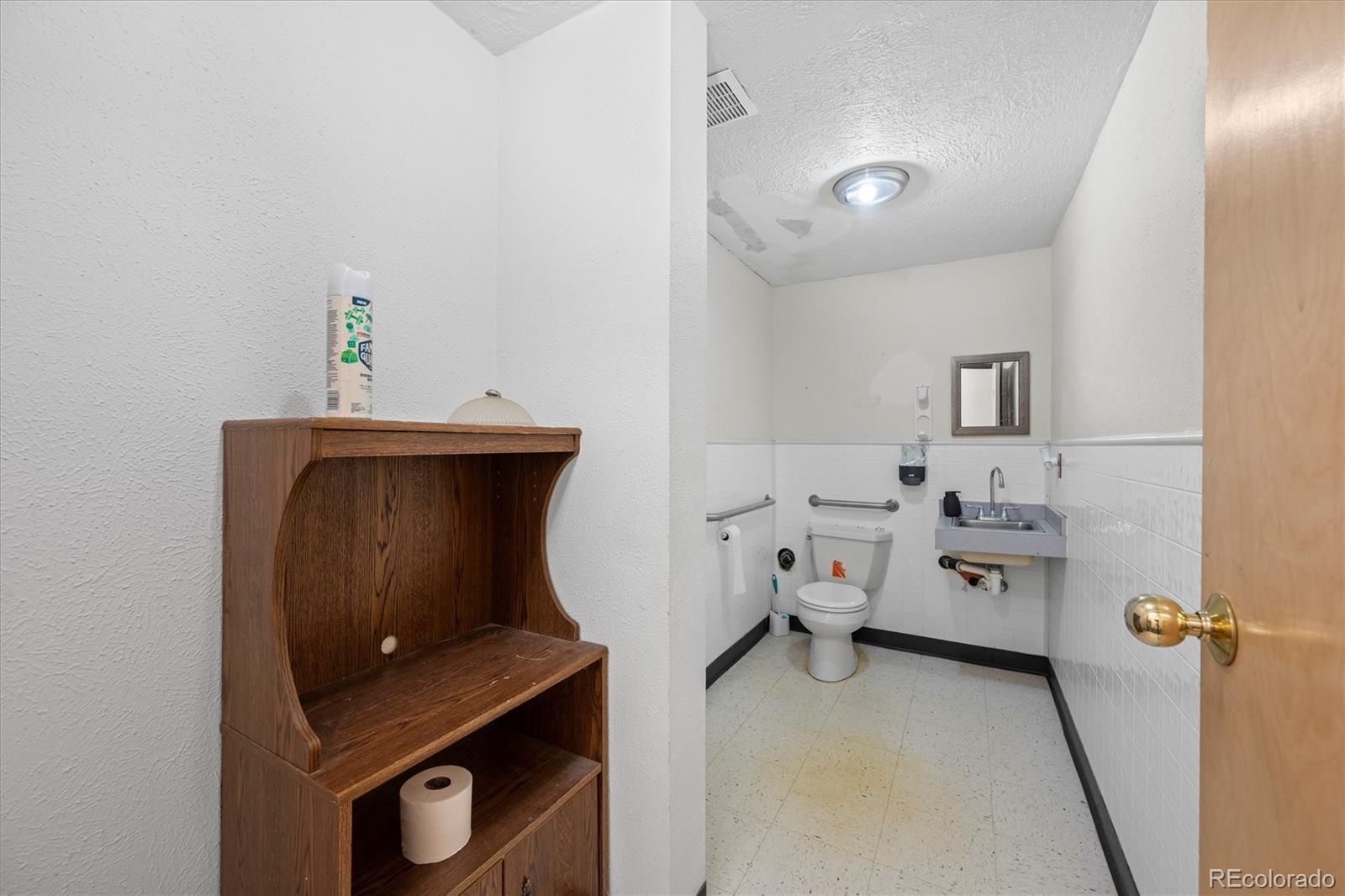 612 Central Avenue Wiggins CO 80654