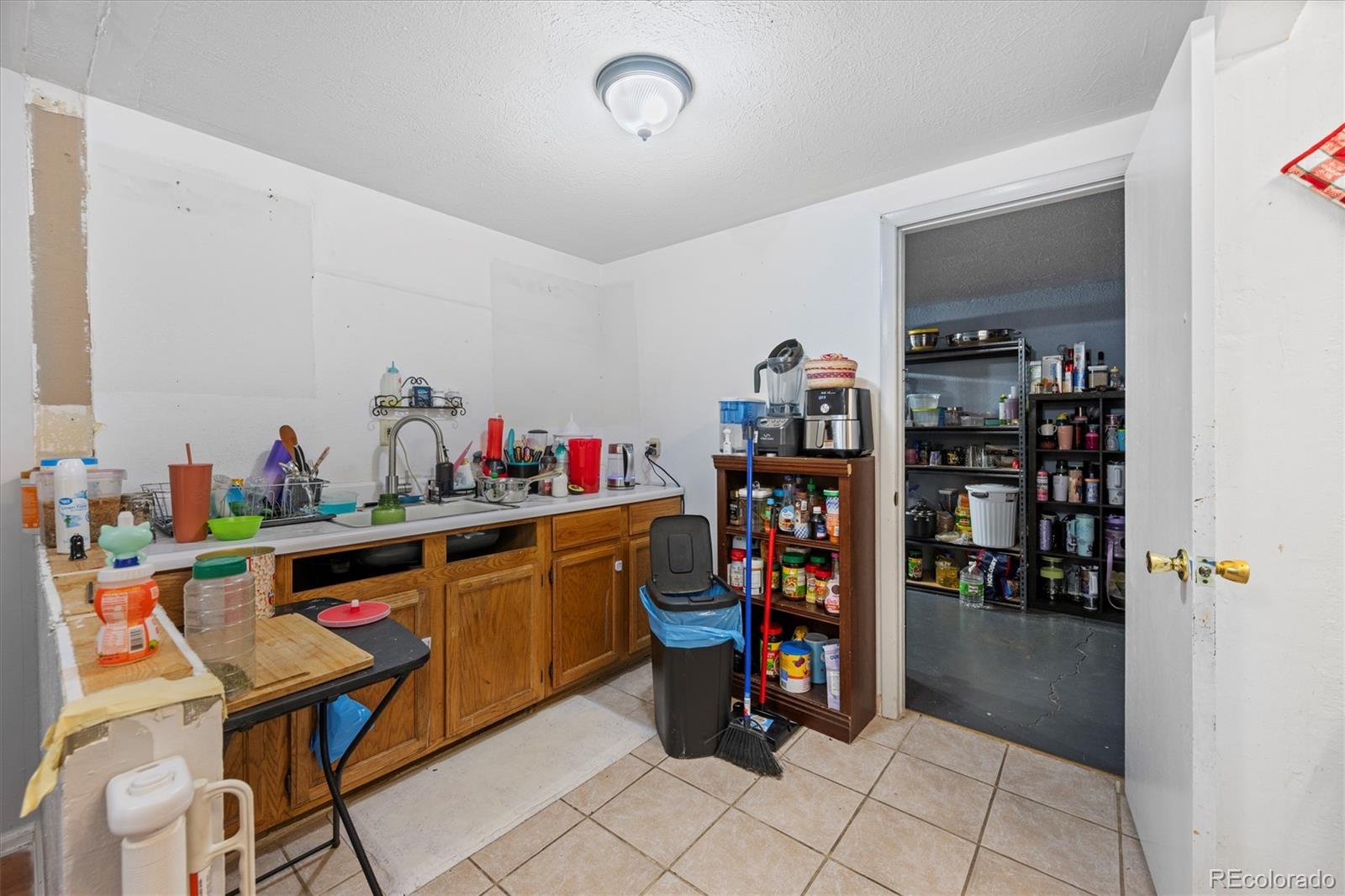 612 Central Avenue Wiggins CO 80654
