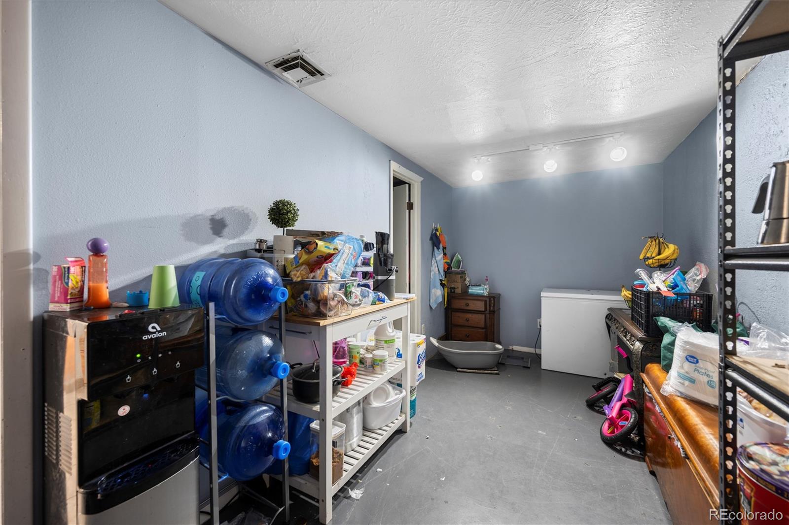 612 Central Avenue Wiggins CO 80654