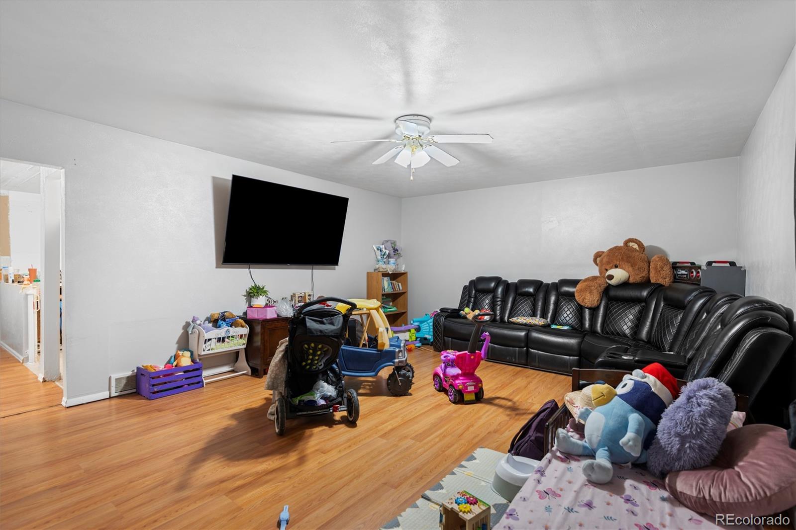 612 Central Avenue Wiggins CO 80654