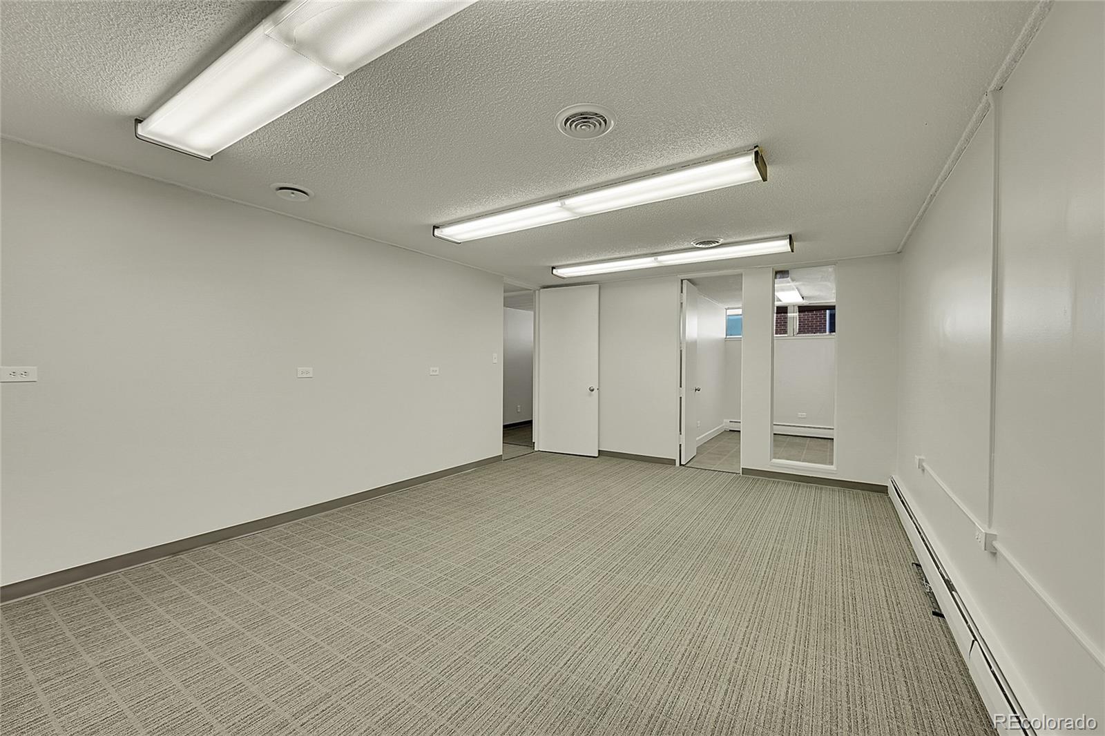 4411 E Kentucky Avenue Glendale CO 80246