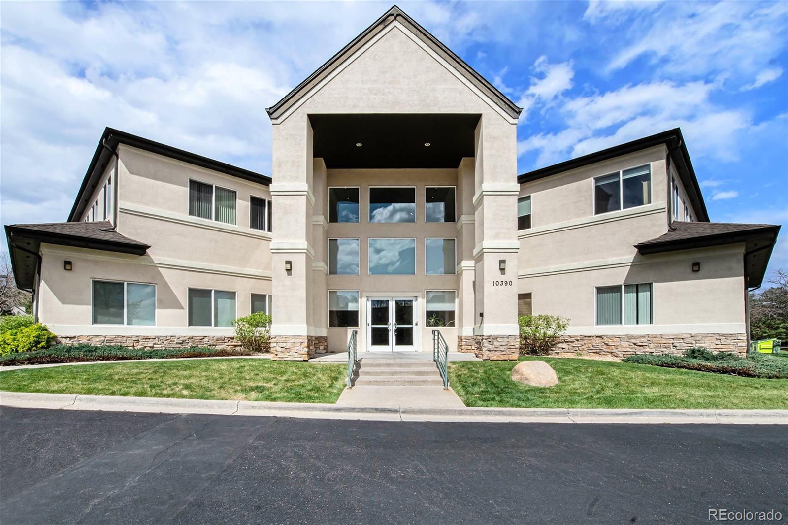 10390 Bradford Road Littleton CO 80127