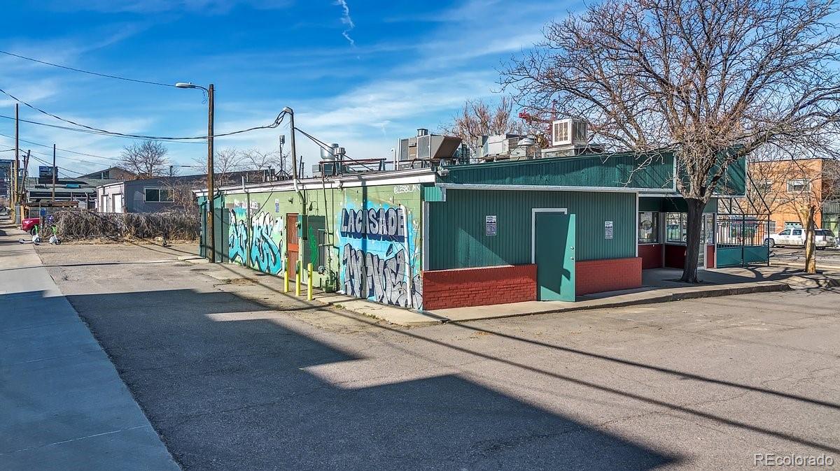 3158 Larimer Street Denver CO 80205