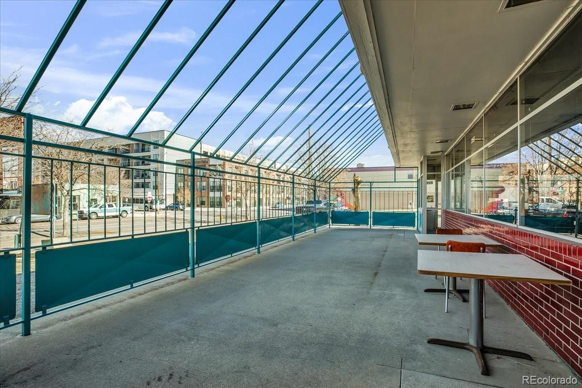 3158 Larimer Street Denver CO 80205