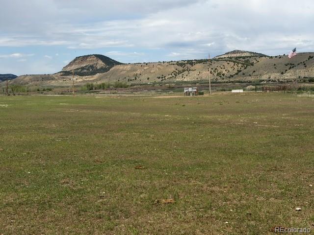 41008 County Road 5 Meeker CO 81641