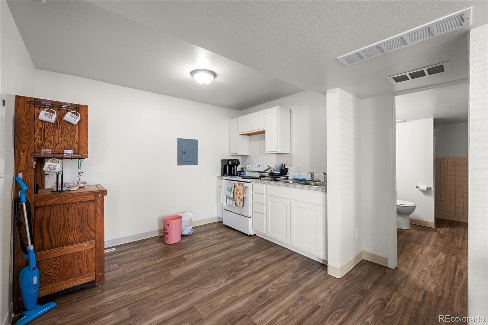 604-606 E Eisenhower Boulevard Loveland CO 80537