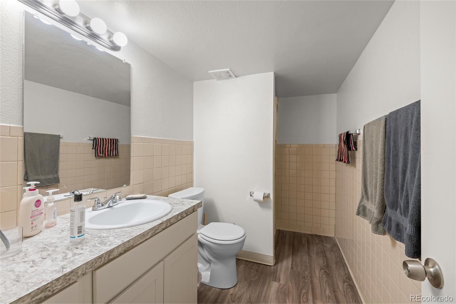 604-606 E Eisenhower Boulevard Loveland CO 80537