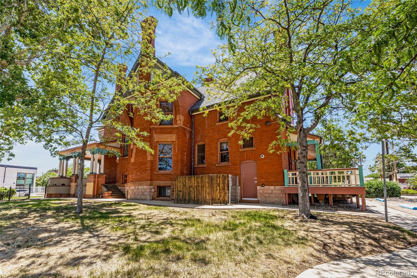 229 W 12th Street Pueblo CO 81003