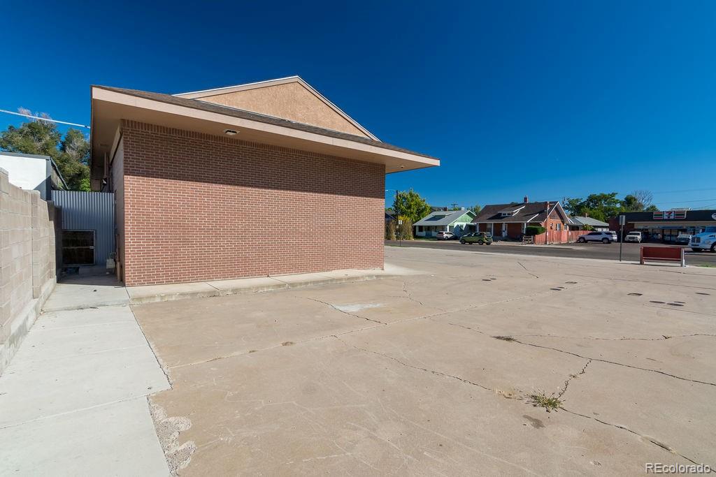923 Lake Avenue Pueblo CO 81004