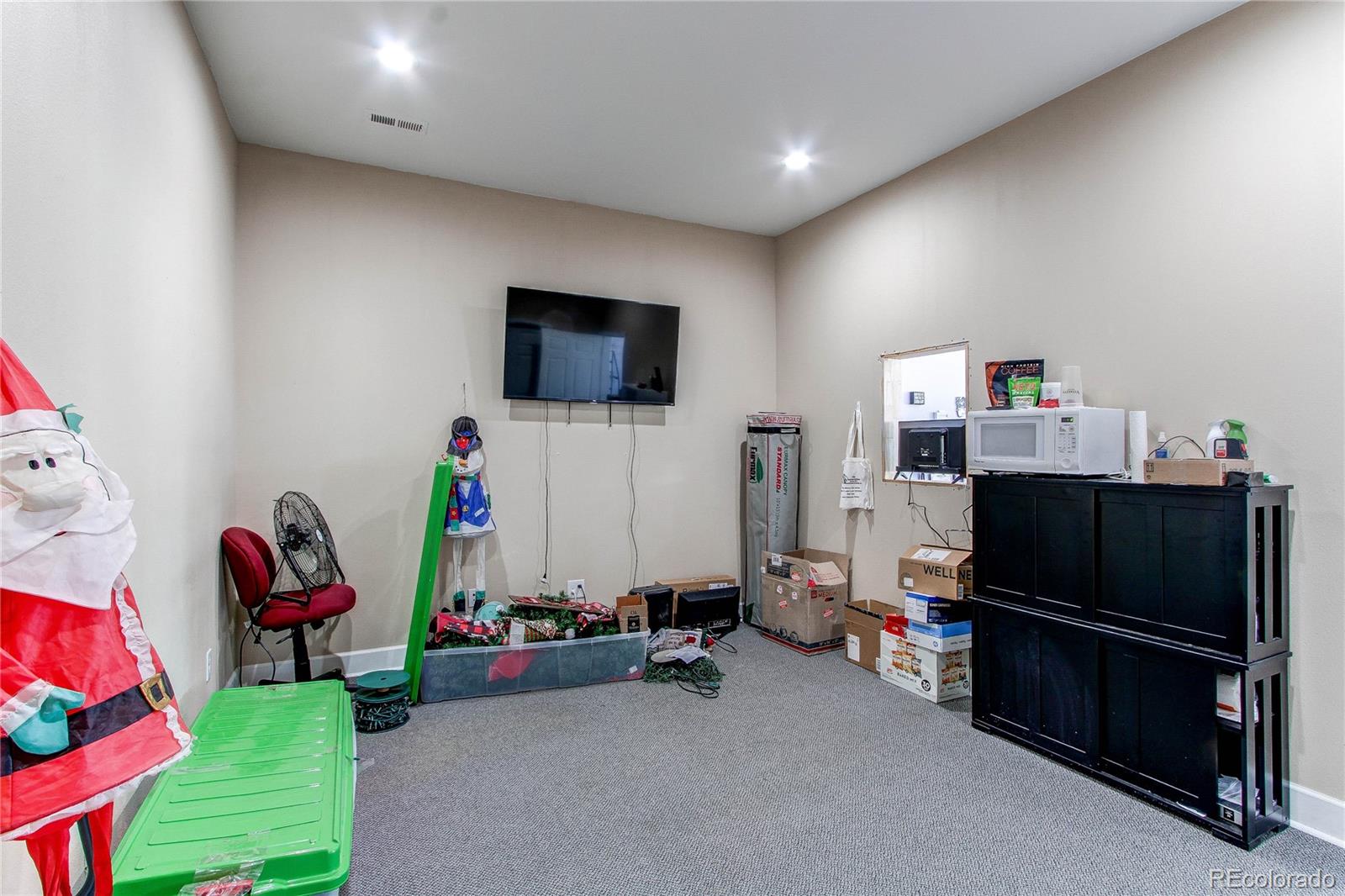604 1st Avenue Deer Trail CO 80105
