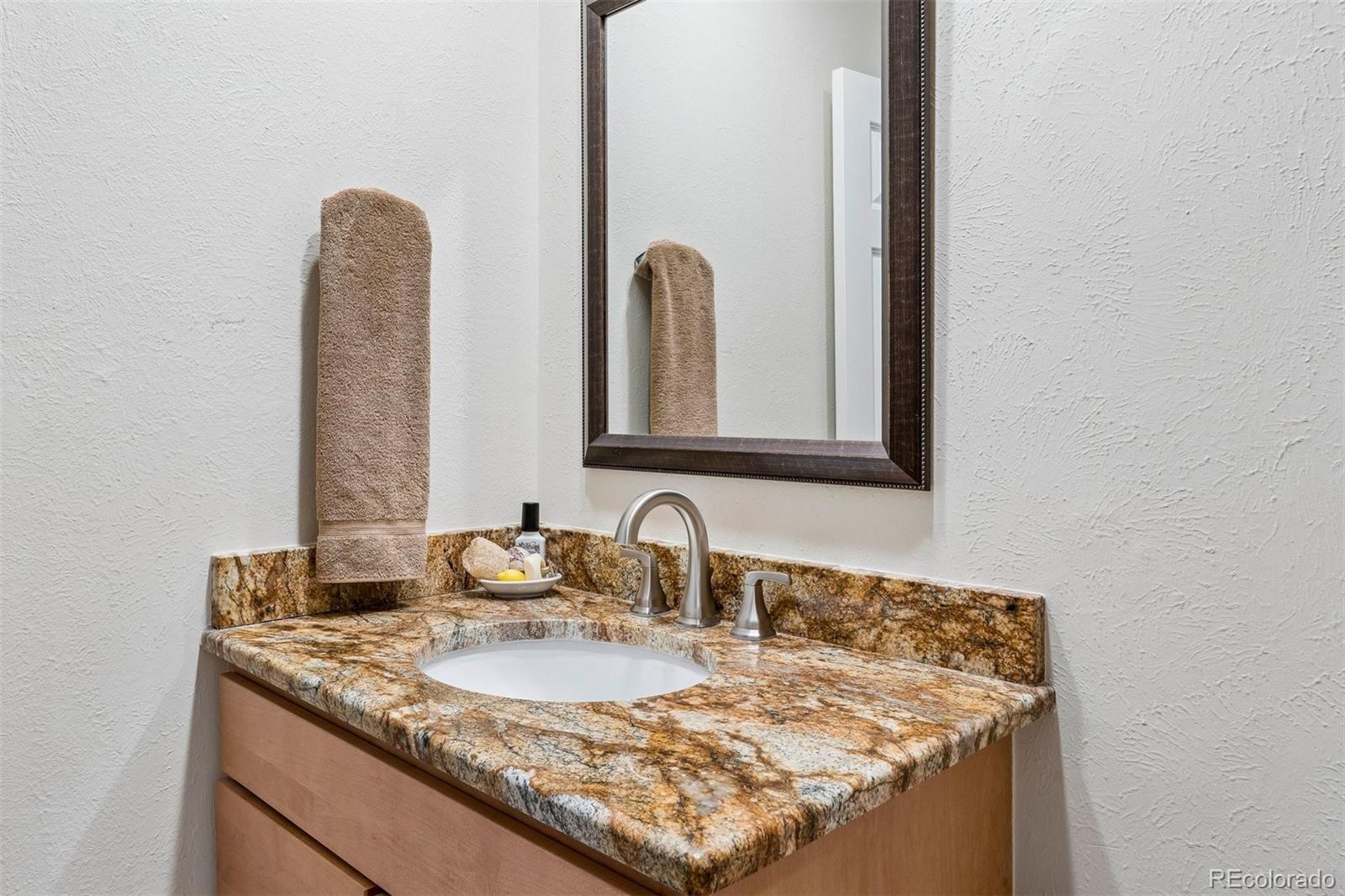 2446 S Vaughn Way Aurora CO 80014