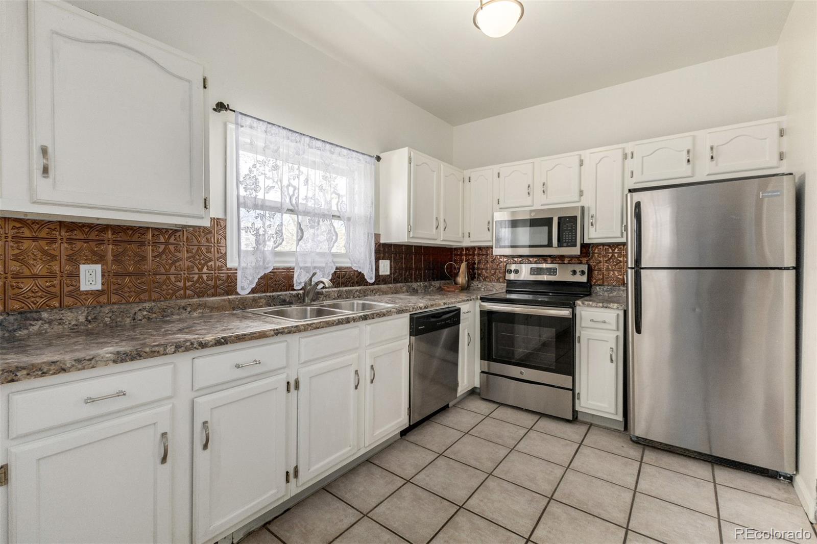 1021 E 17th Avenue Denver CO 80218