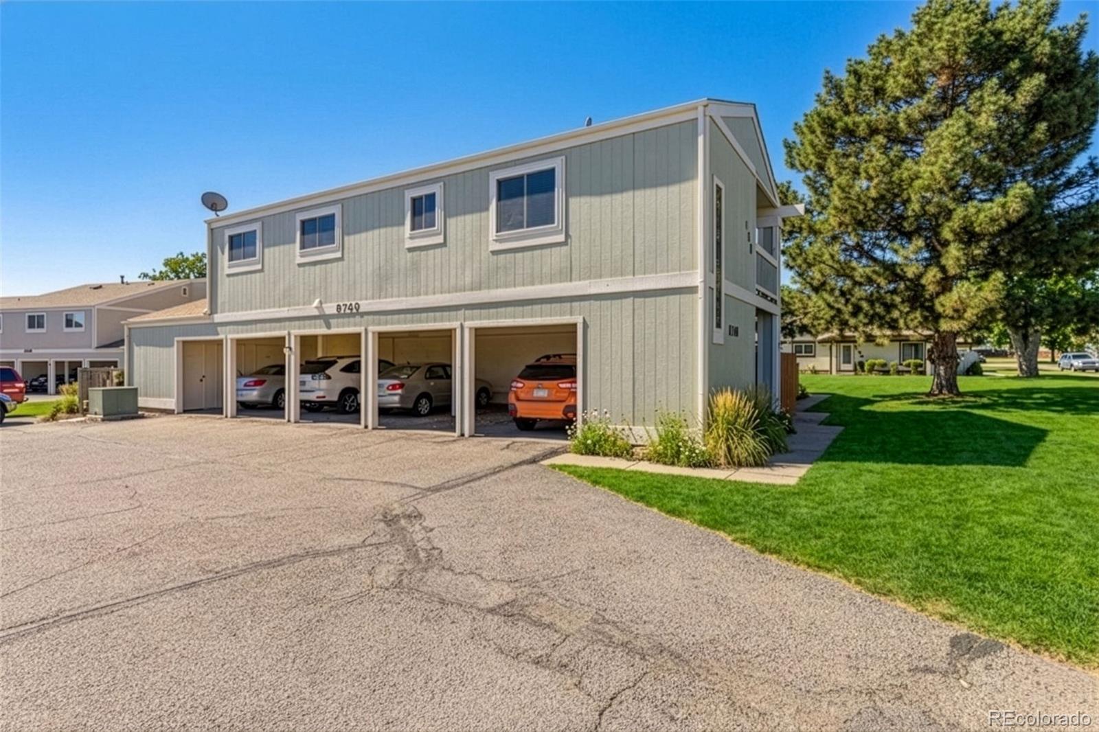 8749 Chase Drive Arvada CO 80003
