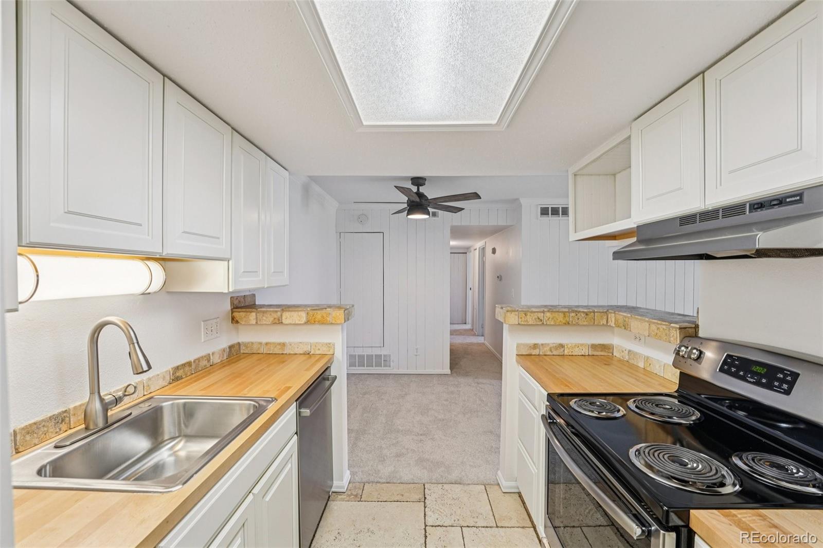 8335 Fairmount Drive Denver CO 80247