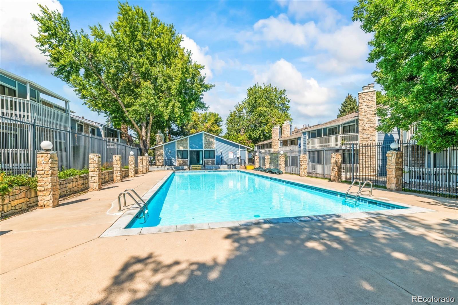 8335 Fairmount Drive Denver CO 80247
