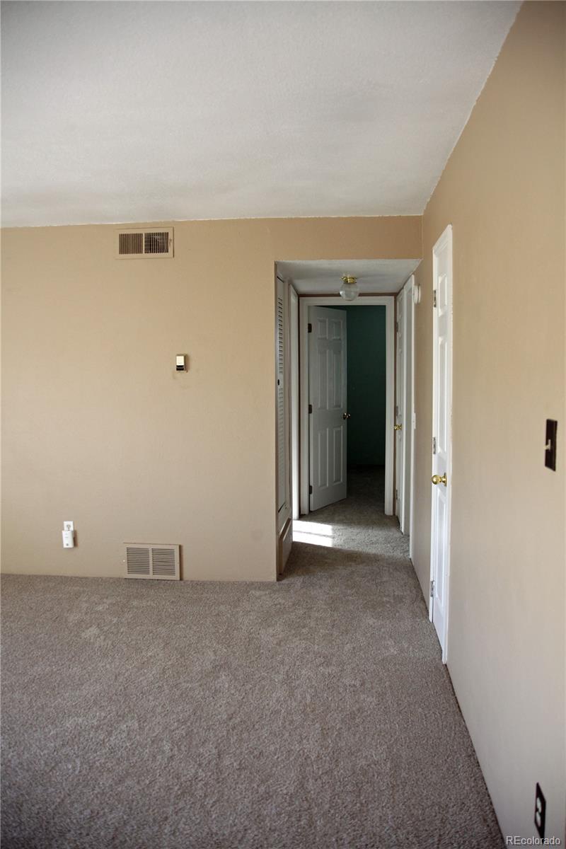 10211 Ura Lane Thornton CO 80260