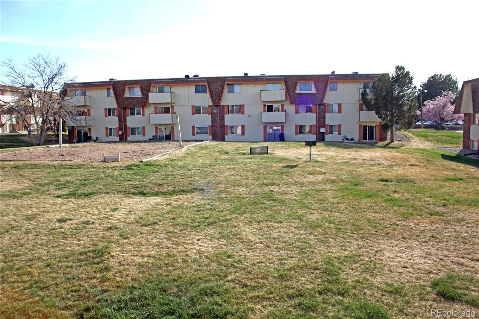 10211 Ura Lane Thornton CO 80260