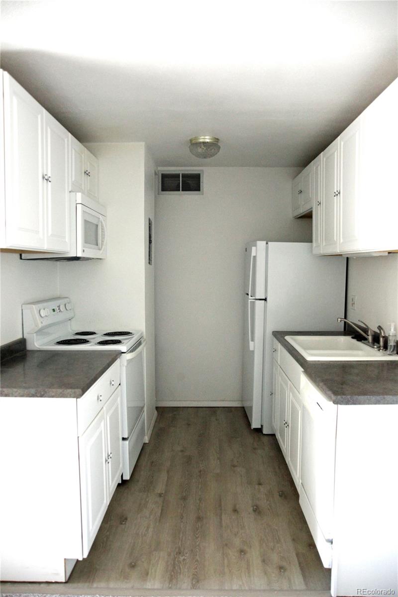 10211 Ura Lane Thornton CO 80260