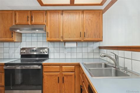 92 Ward Court Lakewood CO 80228