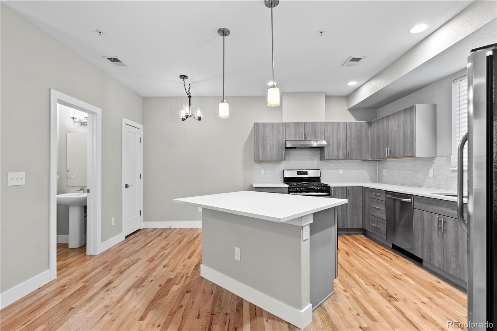 3521 W 16th Avenue Denver CO 80204