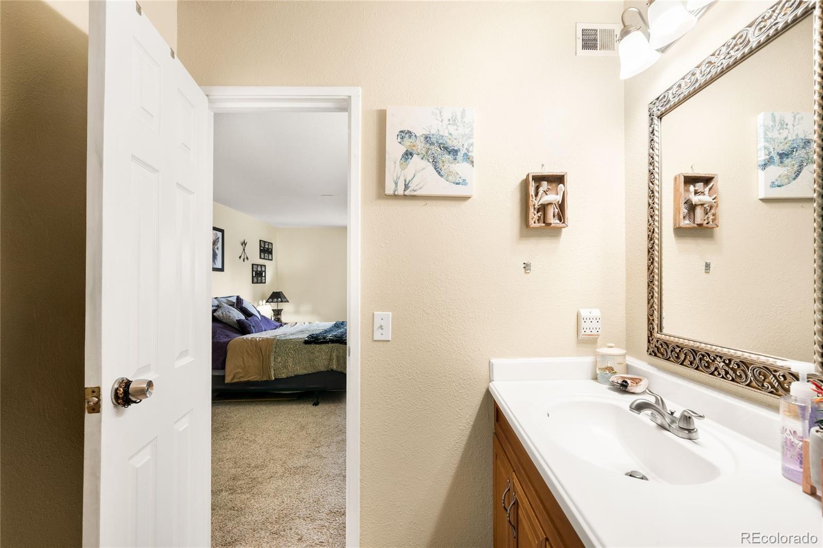 211 Wright Street Lakewood CO 80228