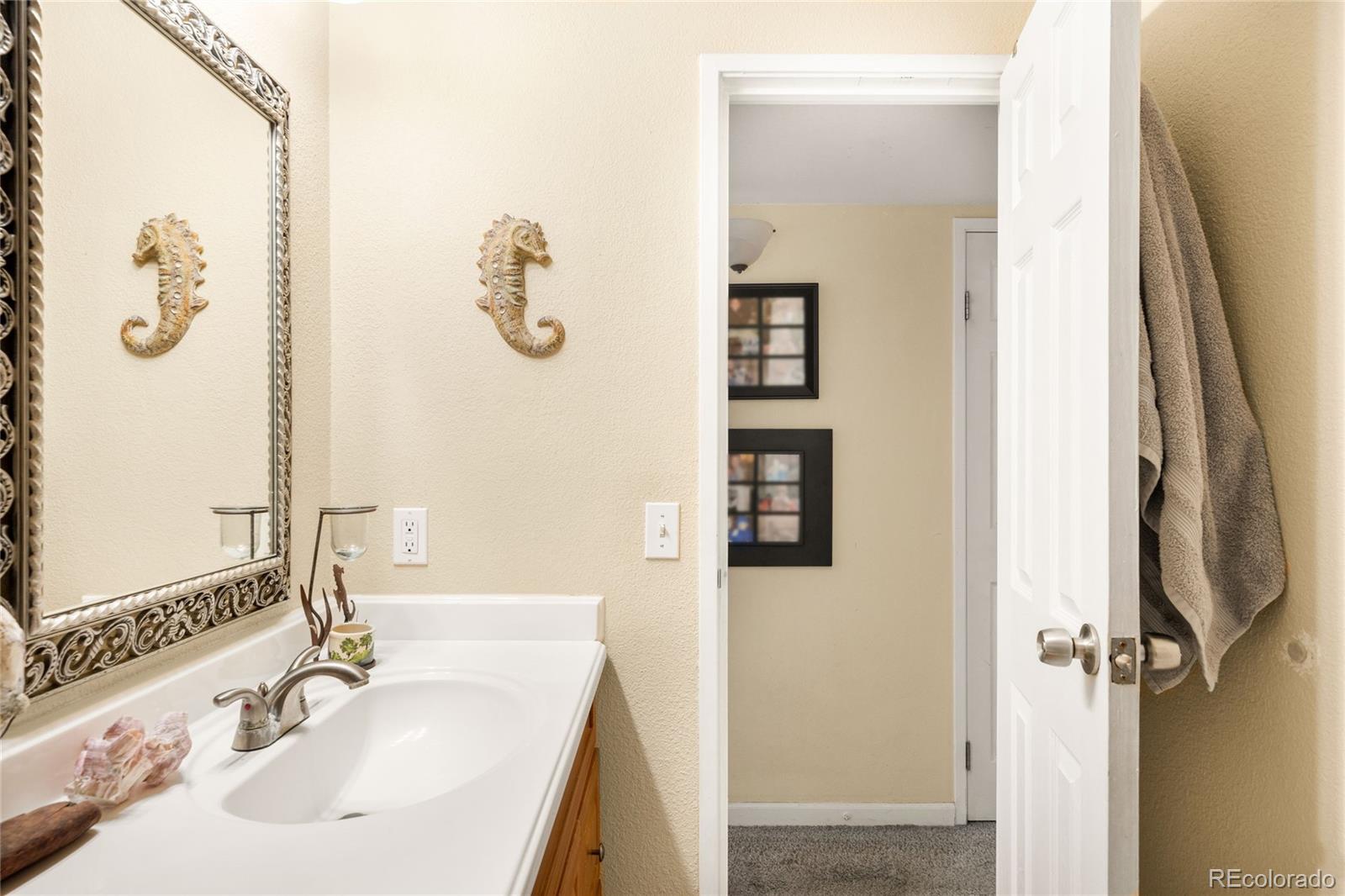 211 Wright Street Lakewood CO 80228