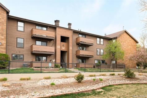 211 Wright Street Lakewood CO 80228