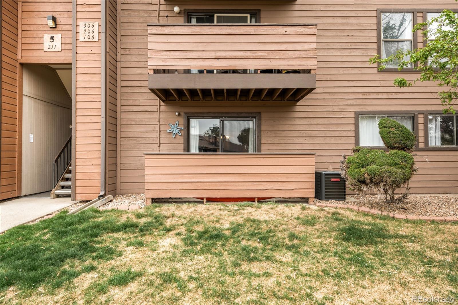 211 Wright Street Lakewood CO 80228