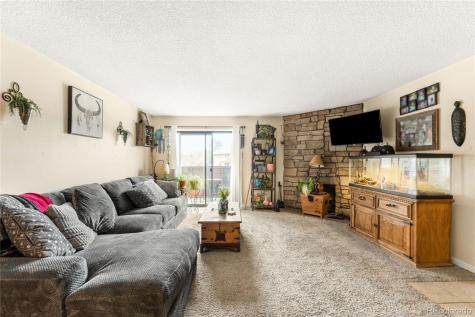 211 Wright Street Lakewood CO 80228