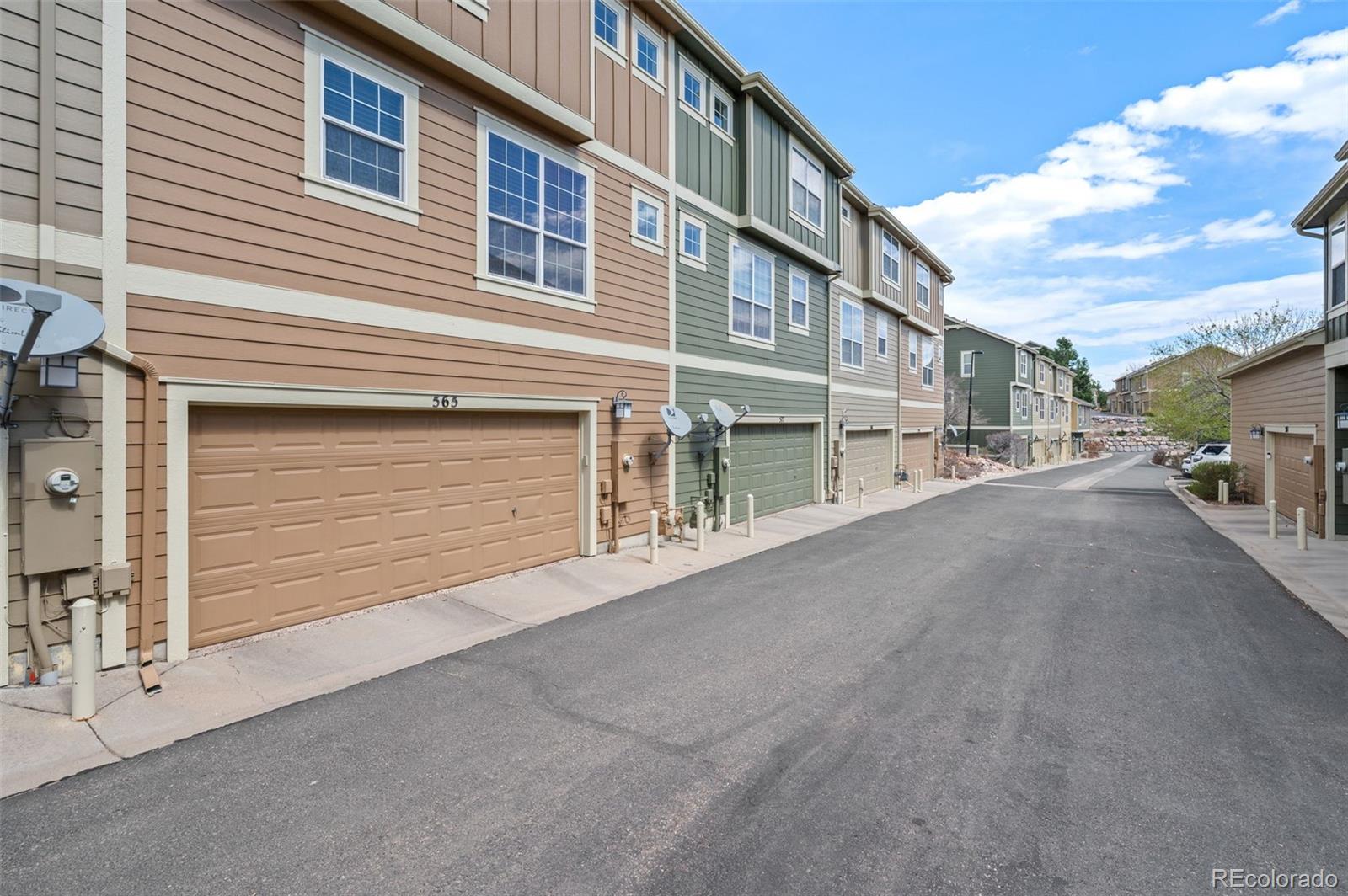 565 Hanging Rock Place Castle Rock CO 80108