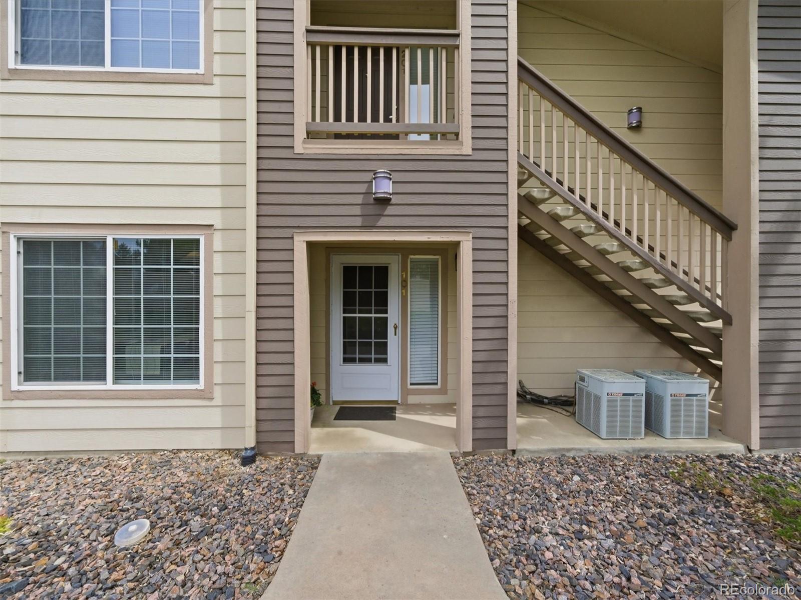 8745 W Berry Avenue Littleton CO 80123