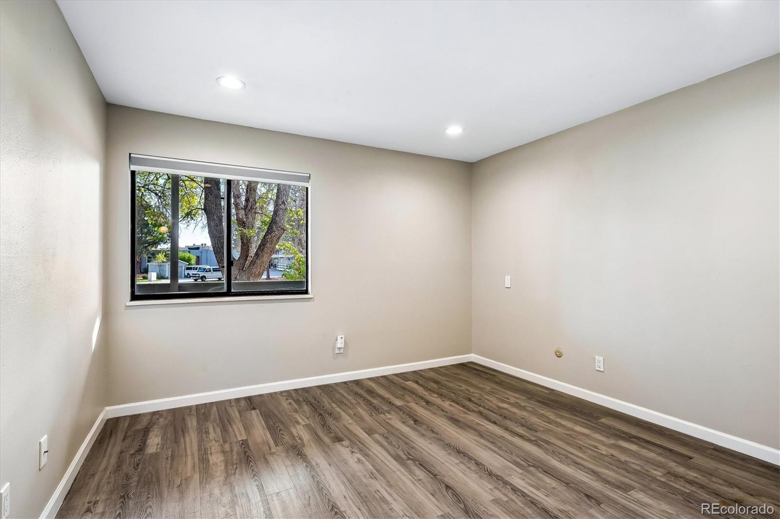 8335 Fairmount Drive Denver CO 80247